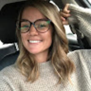 Meet your Posher, Chloe